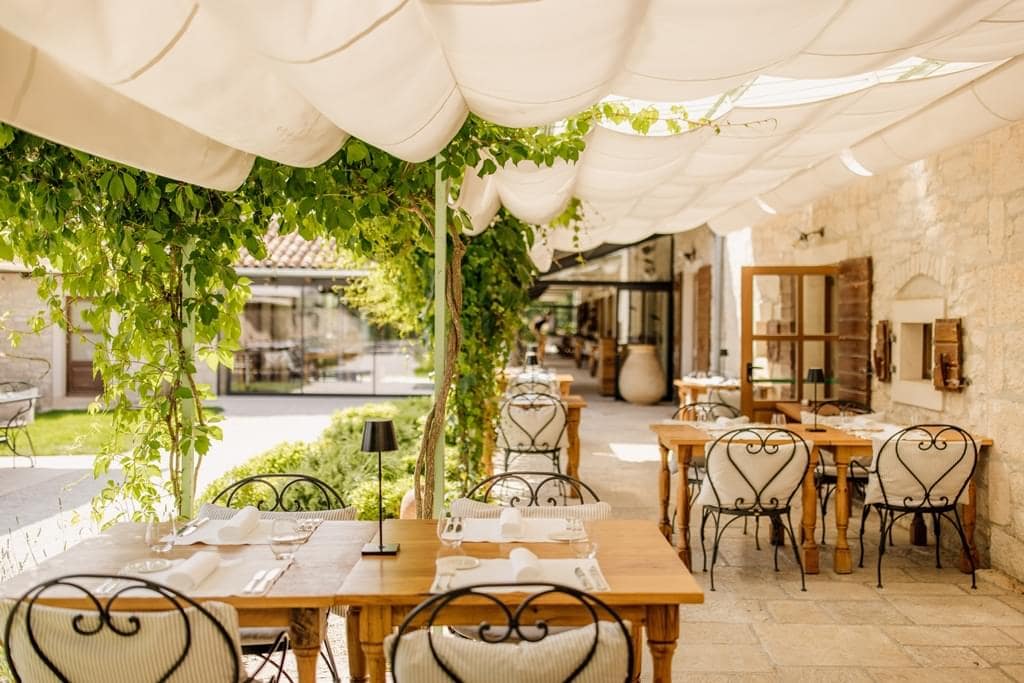 Meneghetti, Istria 5